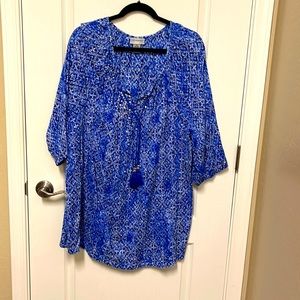 Catherines, Woman’s top plus size 1X.